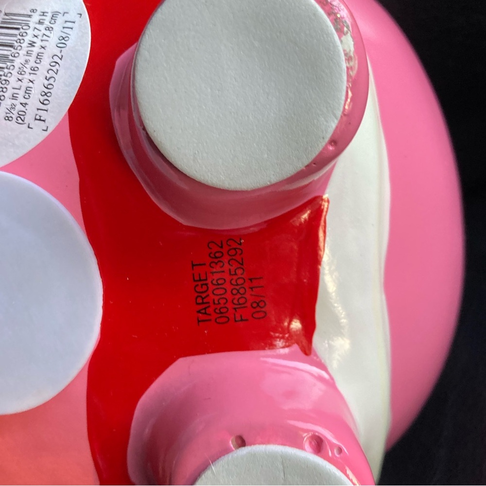 Vintage Room Essentials (RE) 2011 Pink, Red & White Ceramic Holiday Piggy Bank - Picture 11 of 16